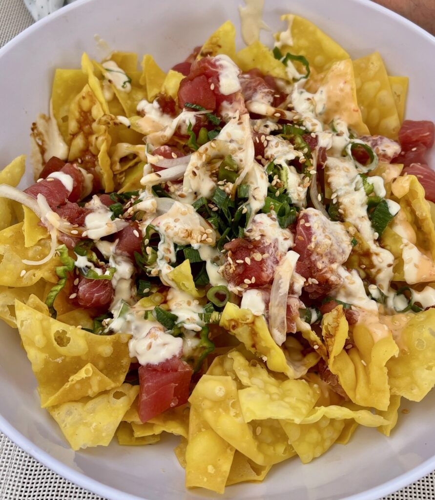 tuna poke nachos
